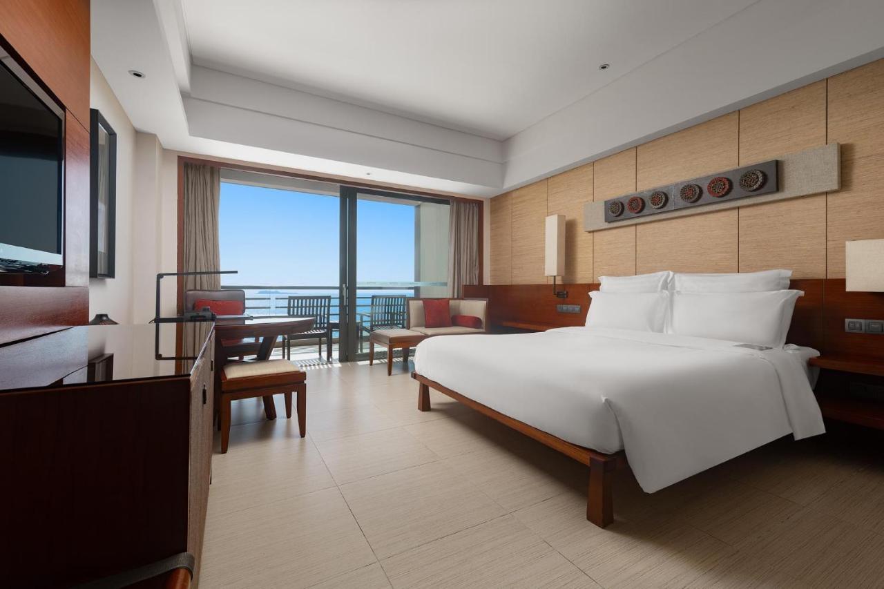 Pullman Oceanview Sanya Bay Resort & Spa Eksteriør bilde